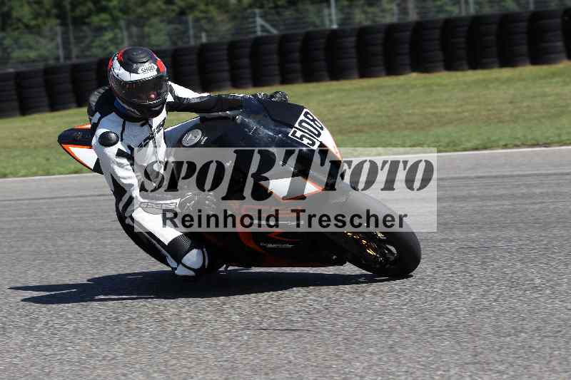 /43 08.08.2025 Discover the Bike ADR/Race 3 rot/508